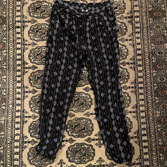 Harem Style Pant - Picture 3 of 7